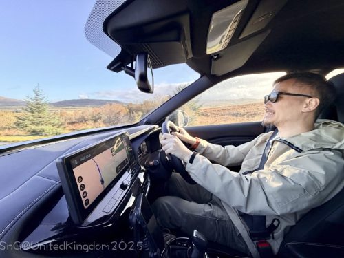 2025UnitedKingdom 303