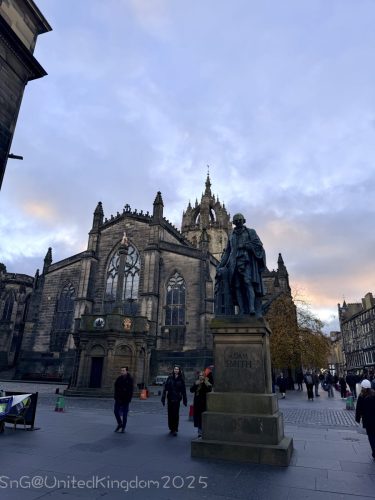 2025UnitedKingdom 713