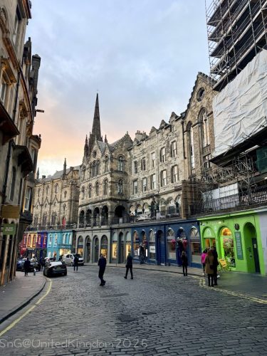 2025UnitedKingdom 714