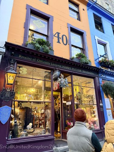 2025UnitedKingdom 717