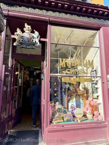 2025UnitedKingdom 813