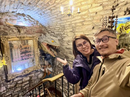 2025UnitedKingdom 821