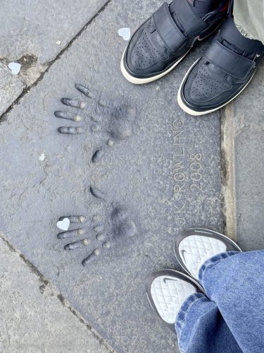 2025UnitedKingdom 851