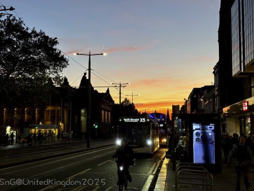 2025UnitedKingdom 857