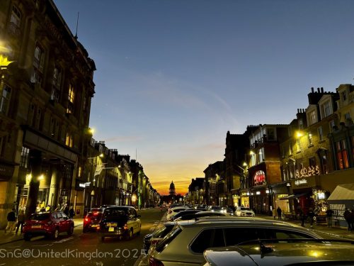 2025UnitedKingdom 860